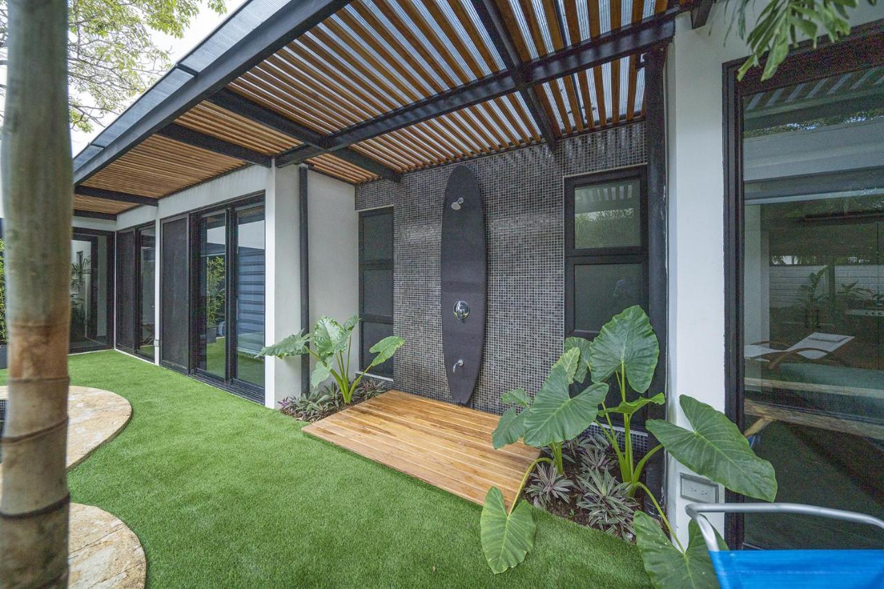Вилла Playa Potrero - New Modern House, Pool In Guitar Shape - Casa Guitarra Экстерьер фото